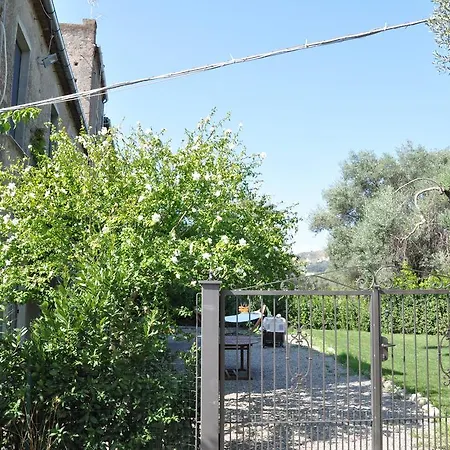Le Macchie Alloggio per agriturismo *